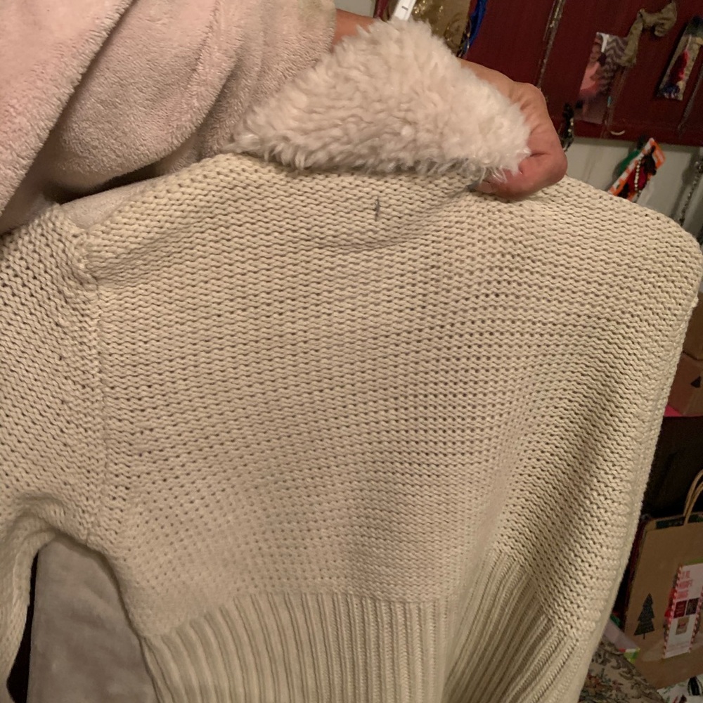 Sweater - Picture 3 of 3